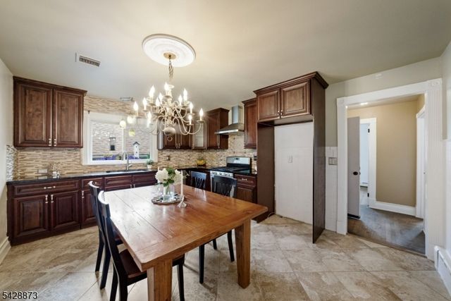5 Rhode St, Sayreville Boro, NJ 08872