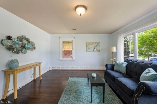5 Rhode St, Sayreville Boro, NJ 08872