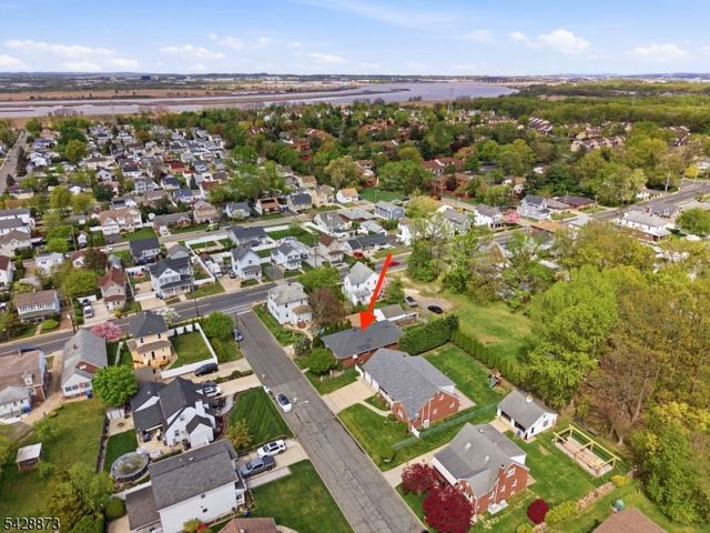 5 Rhode St, Sayreville Boro, NJ 08872