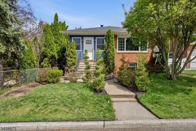 5 Rhode St, Sayreville Boro, NJ 08872