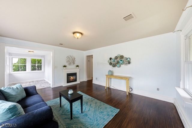 5 Rhode St, Sayreville Boro, NJ 08872
