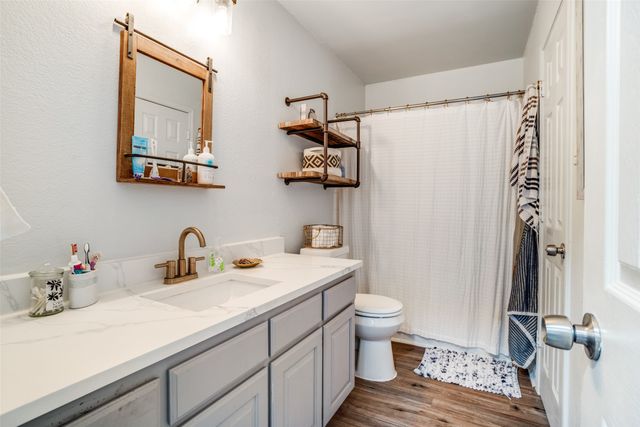 1811 Country Walk Lane, Wylie, TX 75098