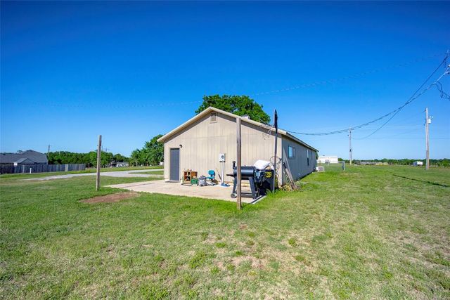 2048 County Street 2970, Blanchard, OK 73010