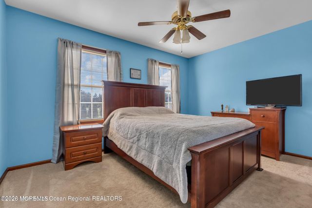 52 Langeveld Drive, Freehold, NJ 07728