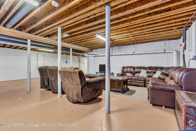 52 Langeveld Drive, Freehold, NJ 07728