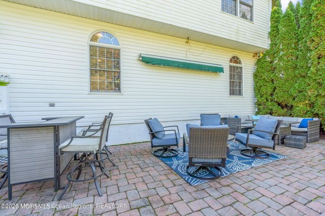 52 Langeveld Drive, Freehold, NJ 07728