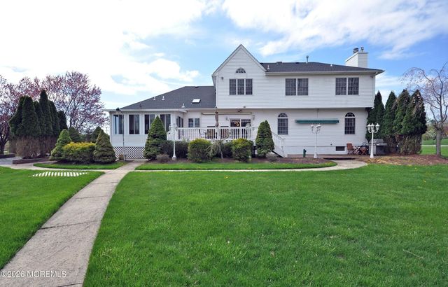 52 Langeveld Drive, Freehold, NJ 07728