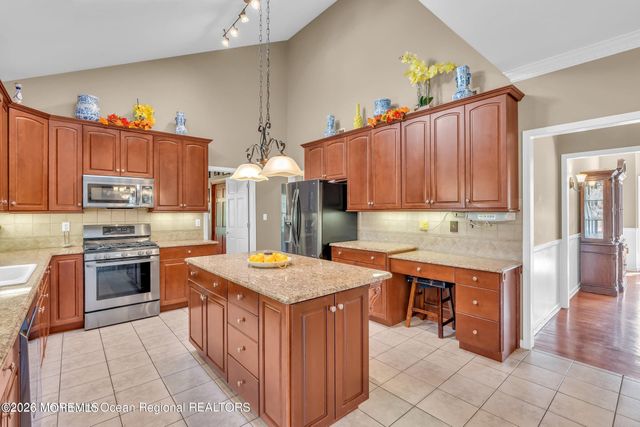 52 Langeveld Drive, Freehold, NJ 07728