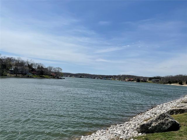 9352 Pea Ridge Drive, Hillsboro, MO 63050