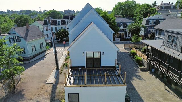 60 Franklin St 2, Somerville, MA 02145