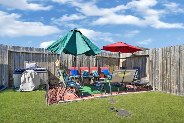 20451 Moon Walk Drive, Humble, TX 77338