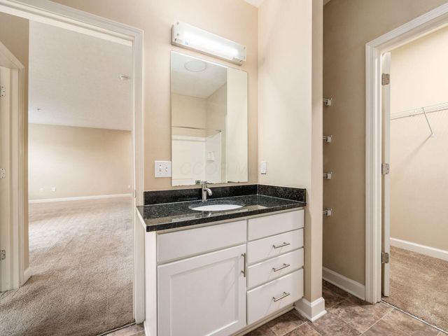 5864 Whitebark Pine Trail, Dublin, OH 43016