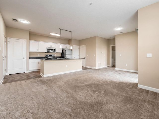 5864 Whitebark Pine Trail, Dublin, OH 43016