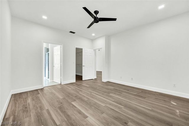 7488 Berkshire Pines DR, Naples, FL 34104