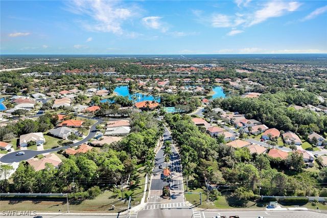 7488 Berkshire Pines DR, Naples, FL 34104