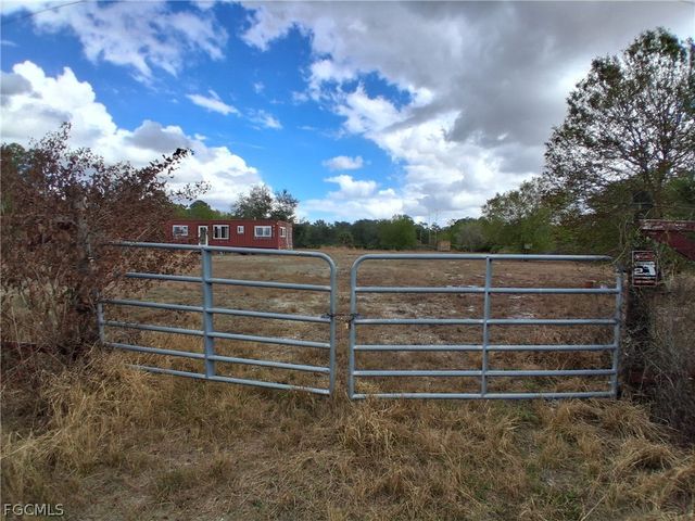 655 S Live Oak ST, Clewiston, FL 33440