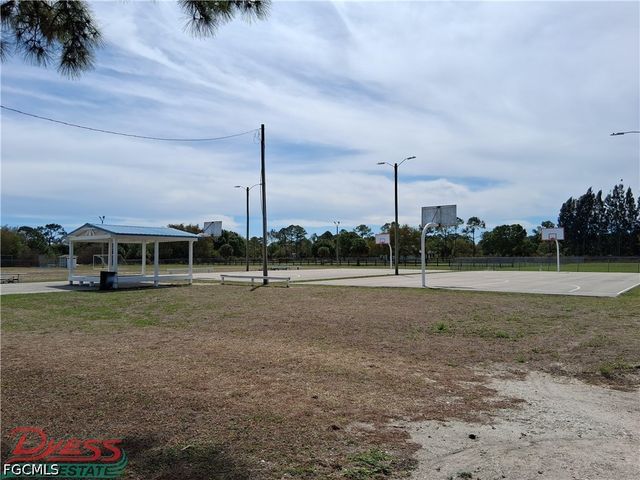 655 S Live Oak ST, Clewiston, FL 33440