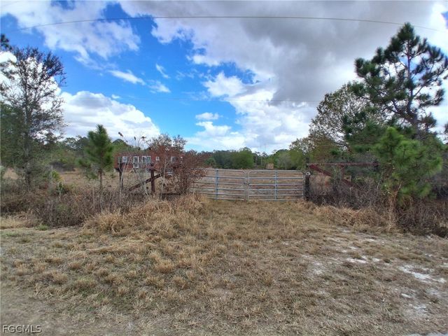 655 S Live Oak ST, Clewiston, FL 33440