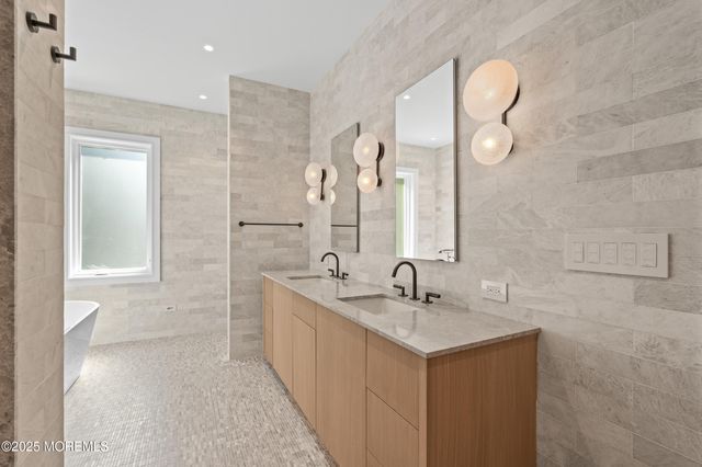 889 Red Oaks Drive, Elberon, NJ 07740