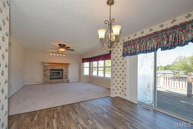55 Green Pines Circle, St Peters, MO 63376