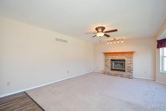 55 Green Pines Circle, St Peters, MO 63376