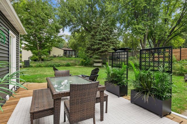 3037 Kyle Avenue N, Golden Valley, MN 55422
