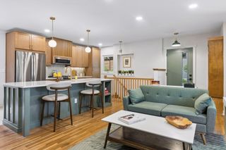 3037 Kyle Avenue N, Golden Valley, MN 55422
