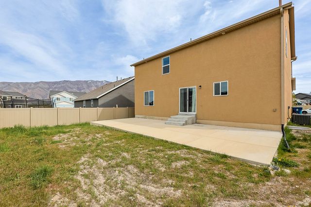 437 TOPAZ DR, Santaquin, UT 84655