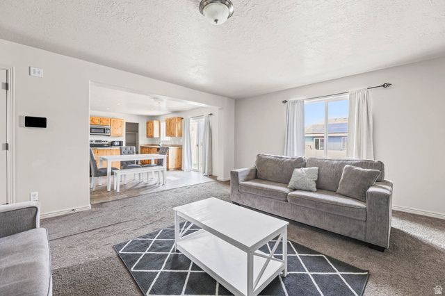 437 TOPAZ DR, Santaquin, UT 84655
