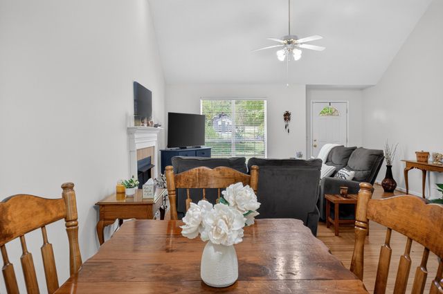 5696 Edgmon Road, Ooltewah, TN 37363