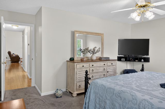 5696 Edgmon Road, Ooltewah, TN 37363