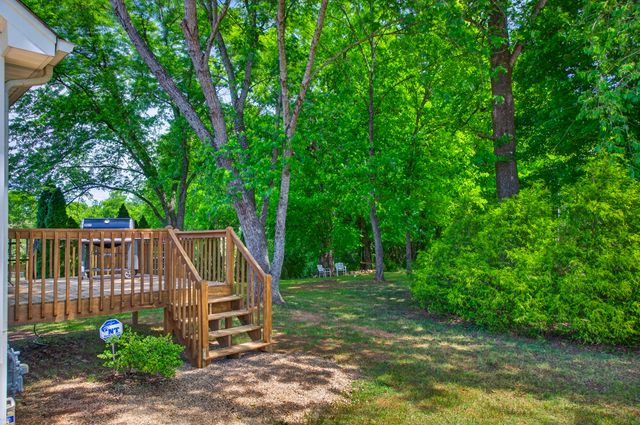 5696 Edgmon Road, Ooltewah, TN 37363