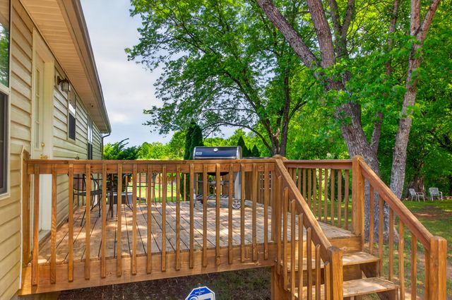 5696 Edgmon Road, Ooltewah, TN 37363