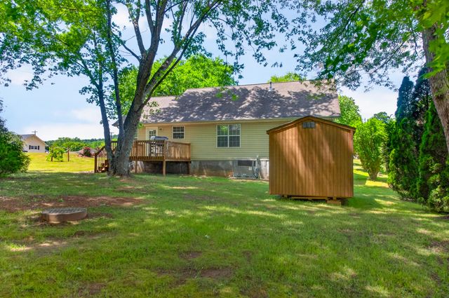 5696 Edgmon Road, Ooltewah, TN 37363