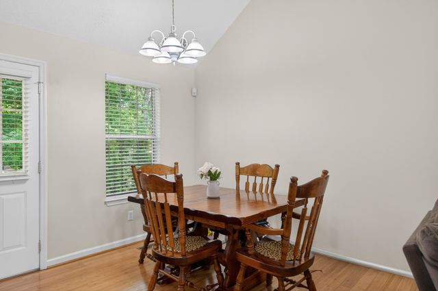 5696 Edgmon Road, Ooltewah, TN 37363