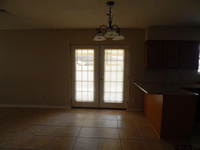 808 Corey, Whitehouse, TX 75791