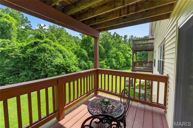 16275 Rose Wreath Lane, Florissant, MO 63034