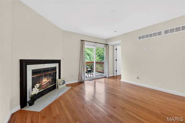 16275 Rose Wreath Lane, Florissant, MO 63034