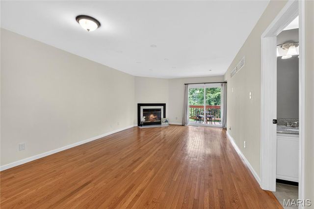 16275 Rose Wreath Lane, Florissant, MO 63034