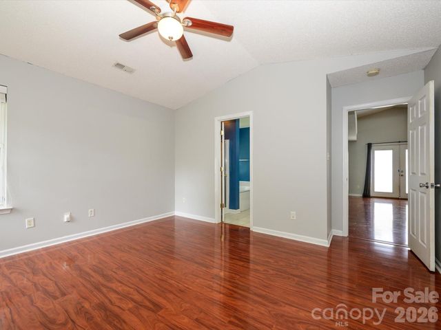 4821 Renfrew Drive, Concord, NC 28027
