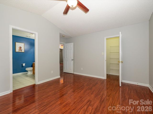 4821 Renfrew Drive, Concord, NC 28027