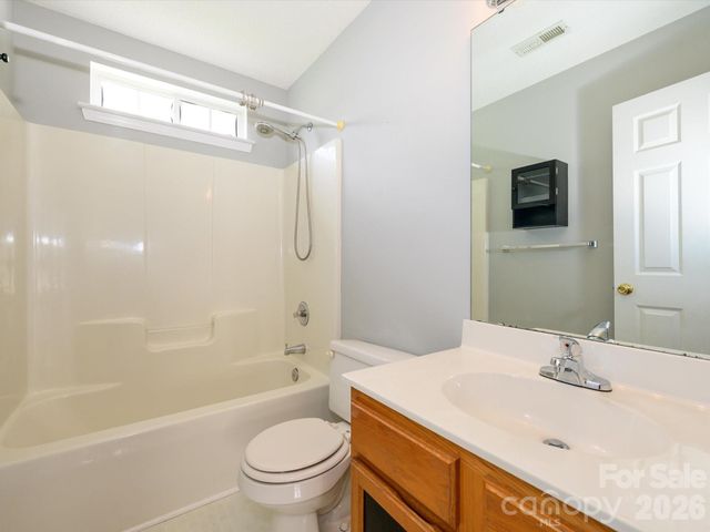 4821 Renfrew Drive, Concord, NC 28027