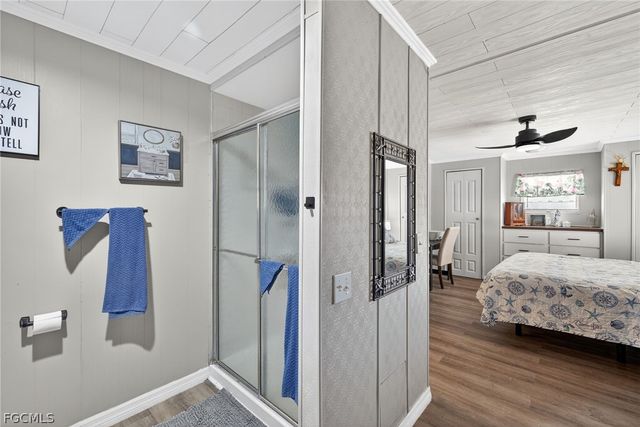 860 Moonlight DR, North Fort Myers, FL 33917