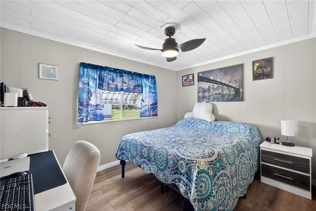 860 Moonlight DR, North Fort Myers, FL 33917