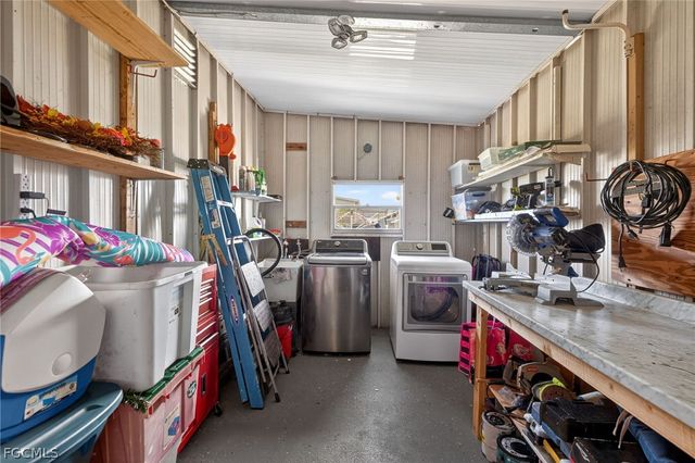 860 Moonlight DR, North Fort Myers, FL 33917