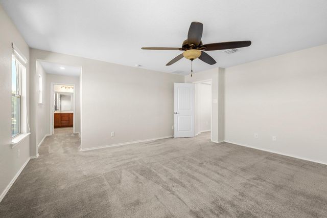 457 Sheepshank DR, Georgetown, TX 78633