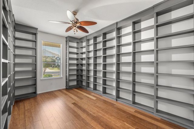 457 Sheepshank DR, Georgetown, TX 78633
