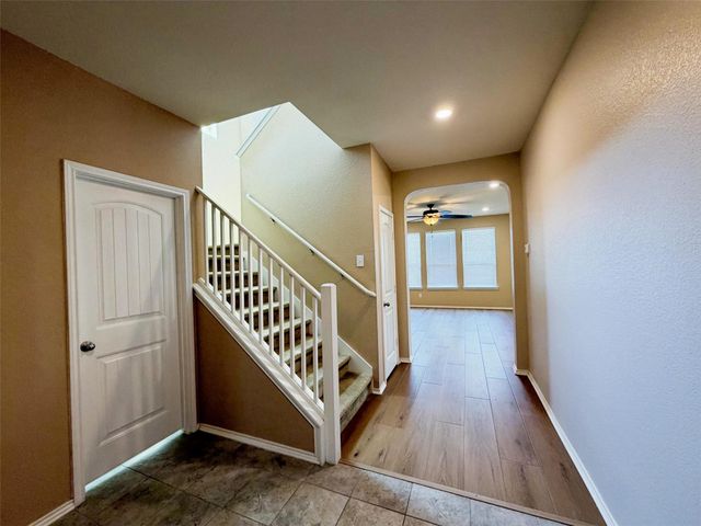 457 Sheepshank DR, Georgetown, TX 78633