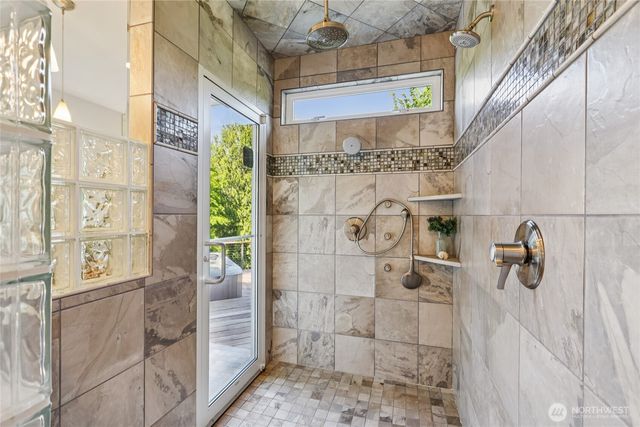 5327 78th Ave NW, Gig Harbor, WA 98335