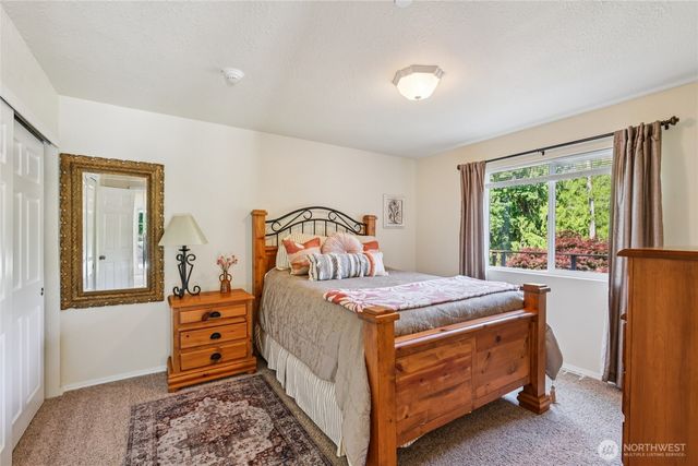 5327 78th Ave NW, Gig Harbor, WA 98335